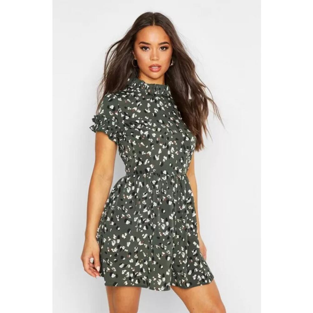 NWT boohoo Green‎ Leopard Print Ruffle Neck Skater Dress Women's 8